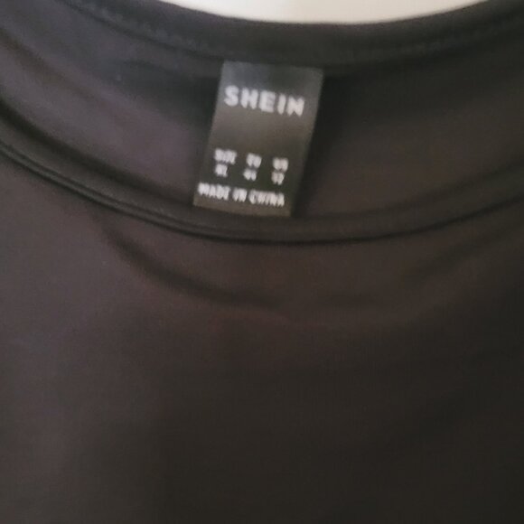 Sheer long sleeve with confetti top - Picture 2 of 2